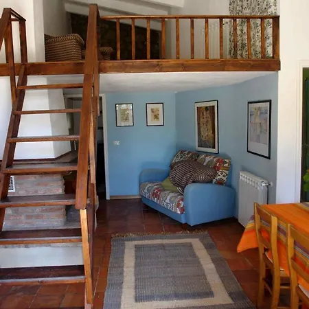 Apartment Glicine